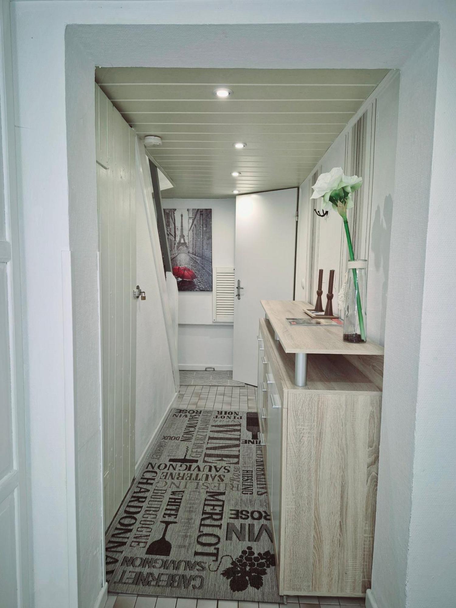 Untergeschoss, Kaelder, Basement In Ruhiger Wohngegend Apartment Flensburg Exterior photo